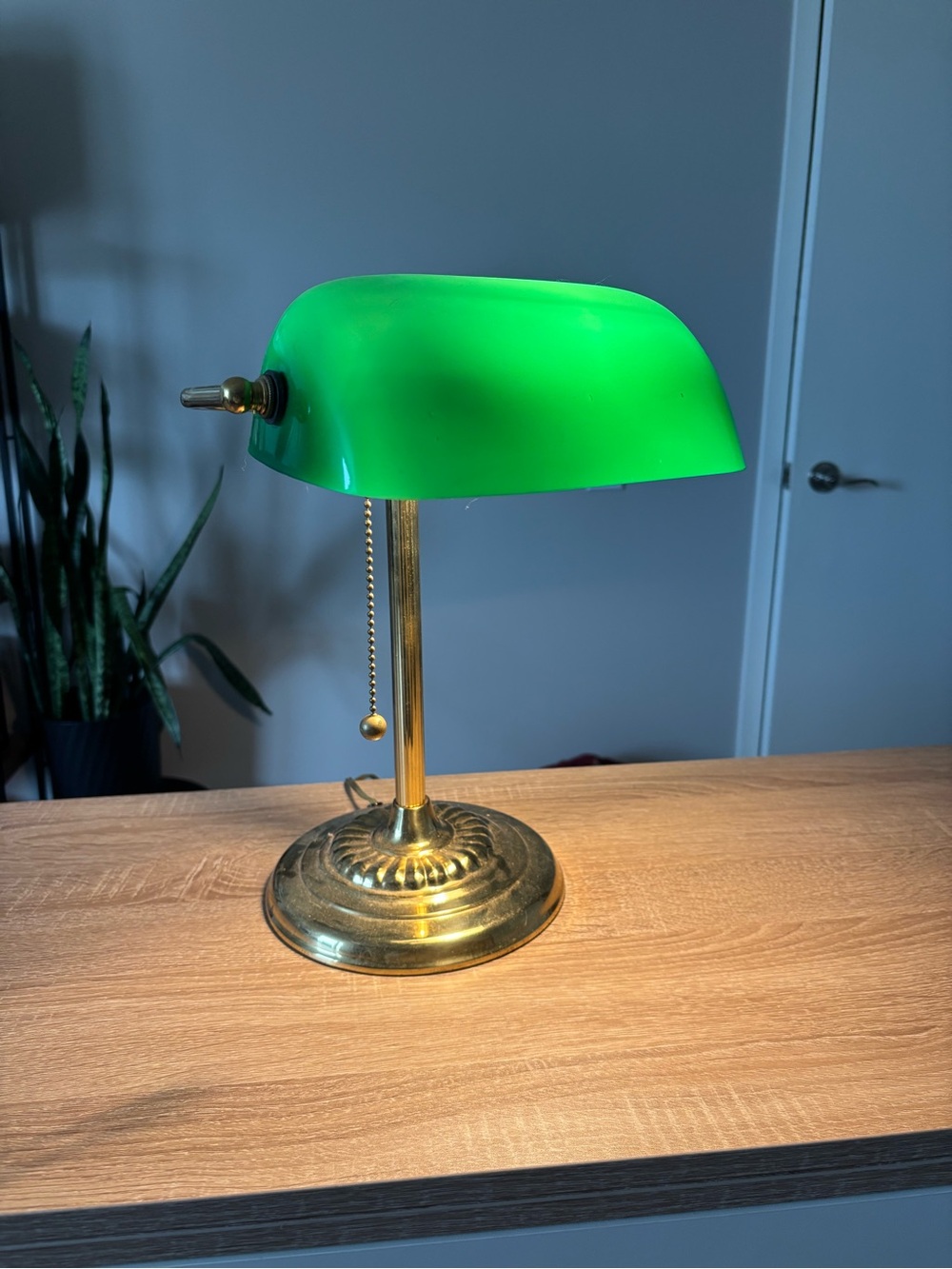Vintage Green Bankers Lamp with Brass Base - Picture 2 of 3